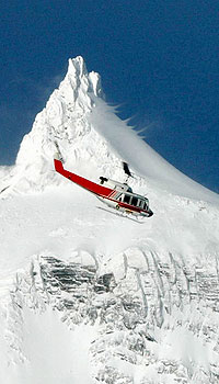 CMH Heli-Skiing